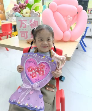 Joyful Kids Crafting for Mother’s Day Celebration