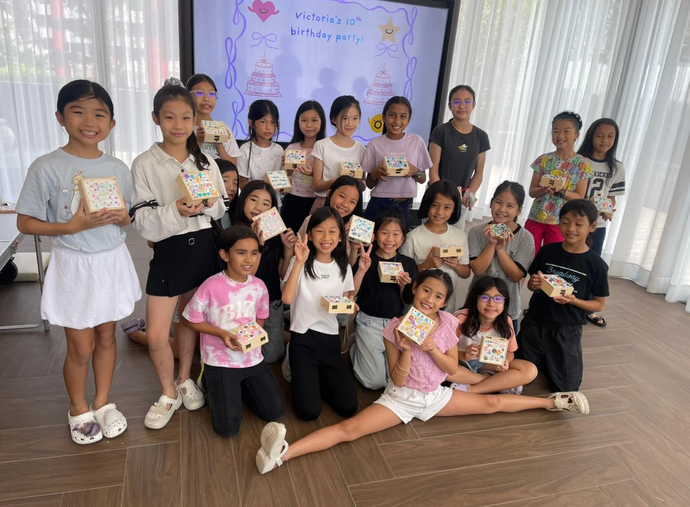 birthday-party-venue-singapore-group-craft-activity