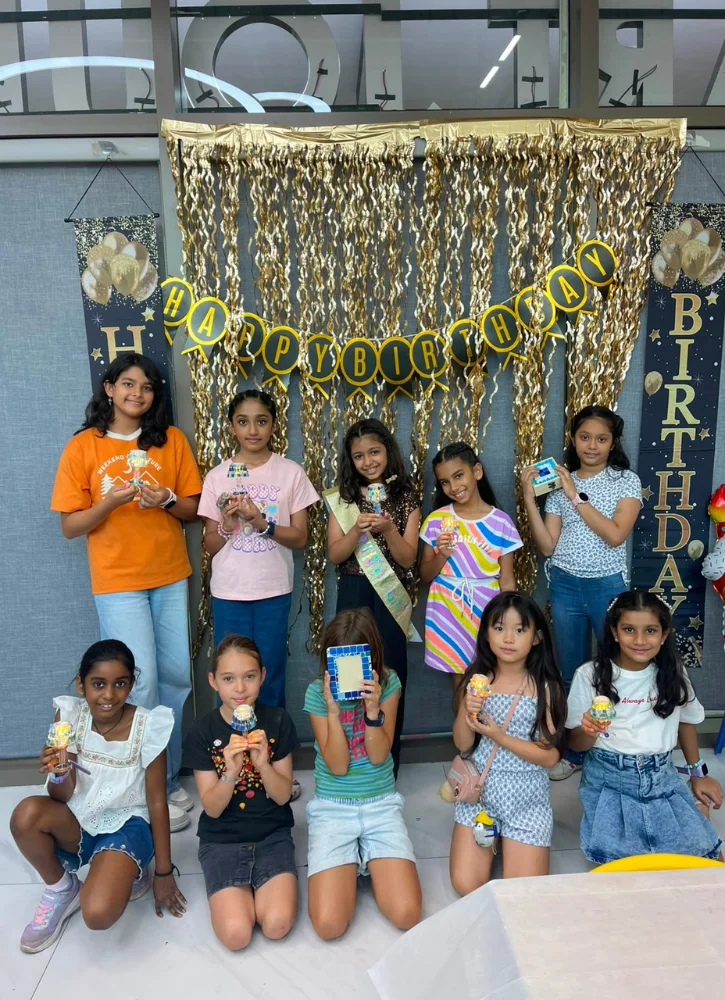 birthday-party-venue-singapore-group-photo-backdrop