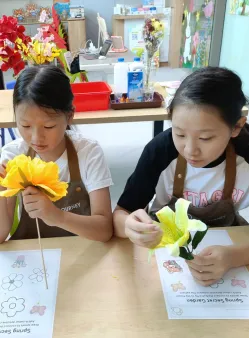 Classroom art activities for kids during school event workshop