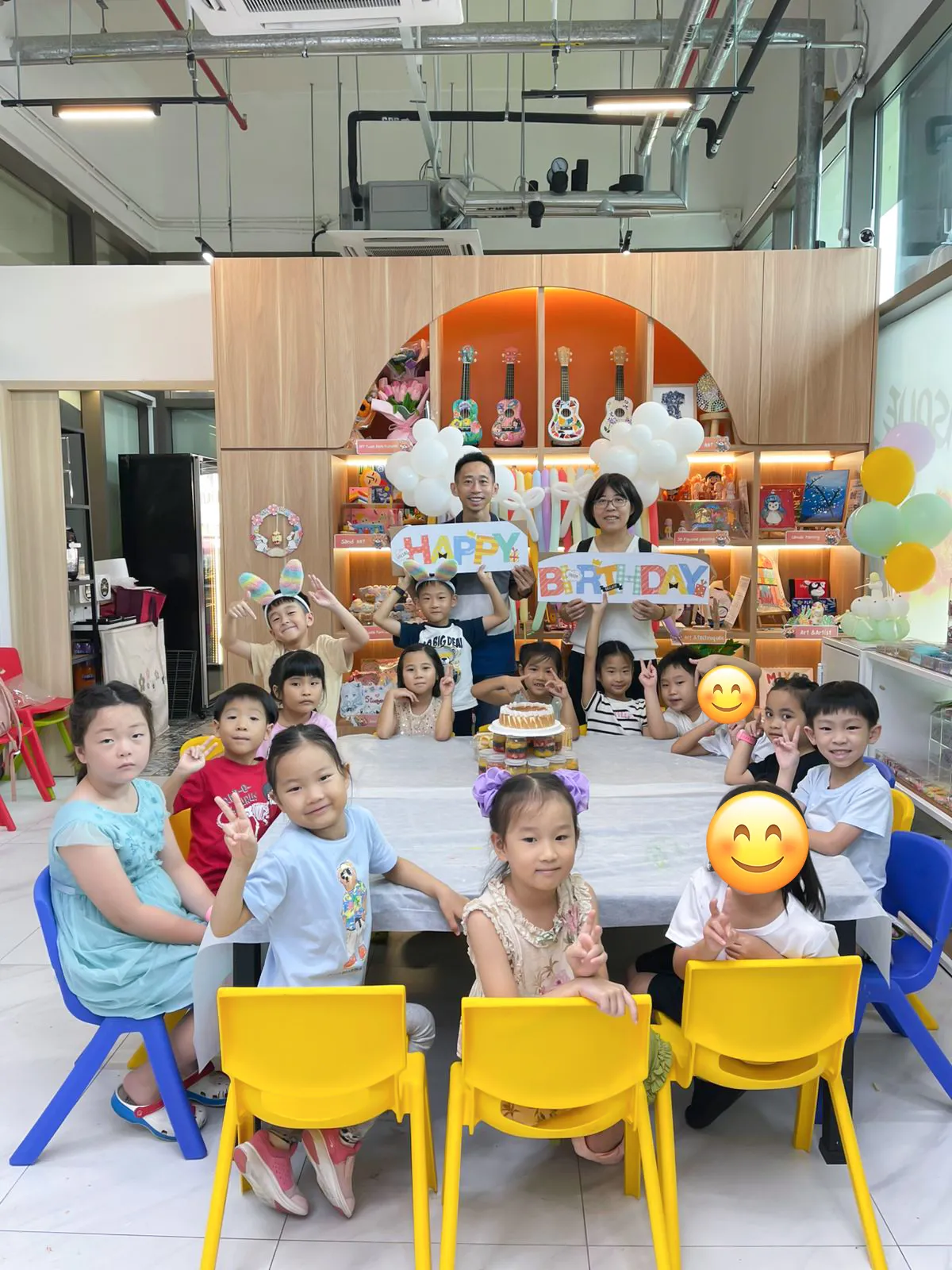 kids gathering for birthday party at art journey
