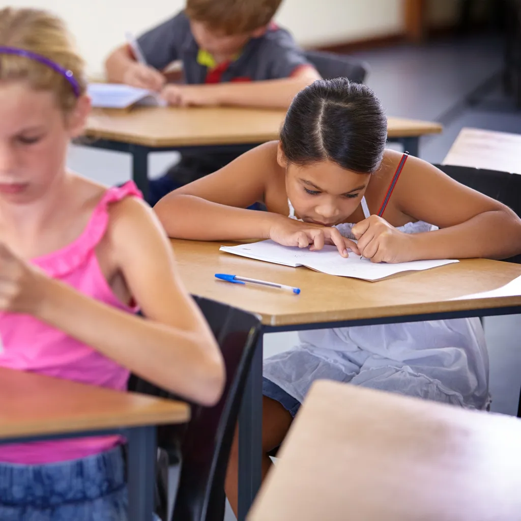 School students participating in group art competition
