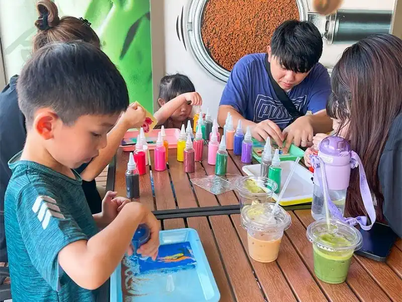 Group Sand Art Workshop Singapore Kids and parents