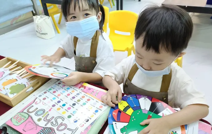 Children in the Young Creator kids art workshop programme at Art Journey Singapore, Plantation Plaza Tengah