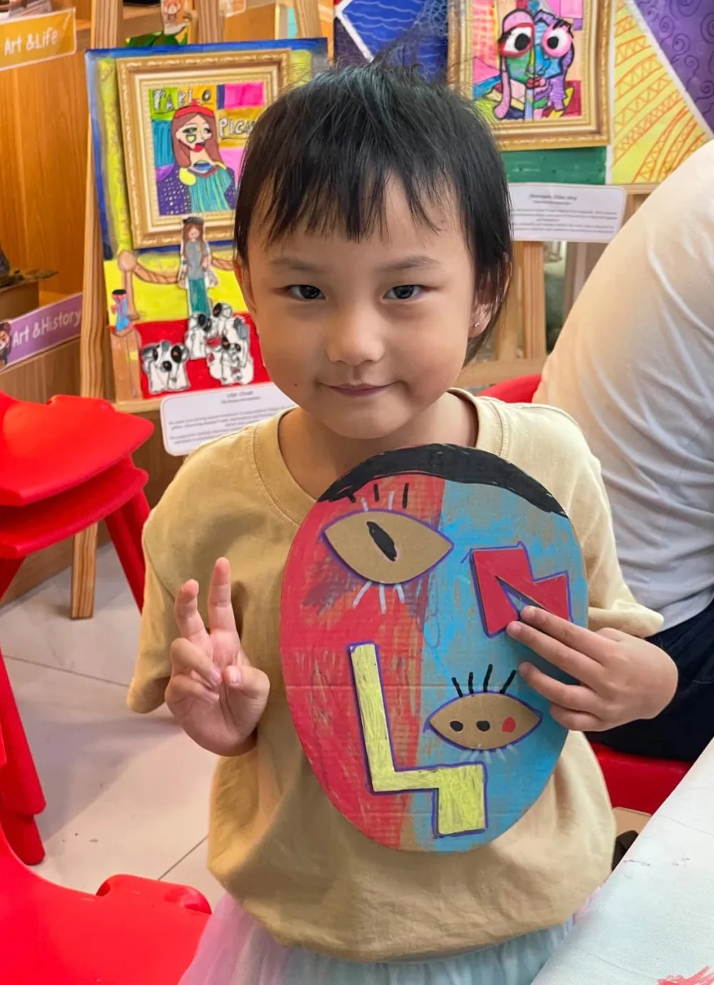 picasso-art-workshop-singapore-child-cubist-face-artwork