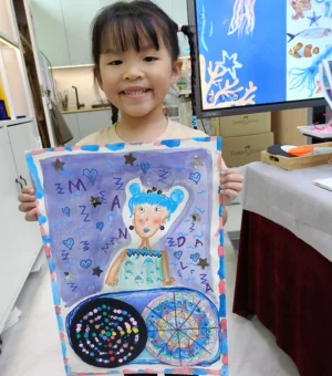 kids-art-workshop-mixed-media-artwork