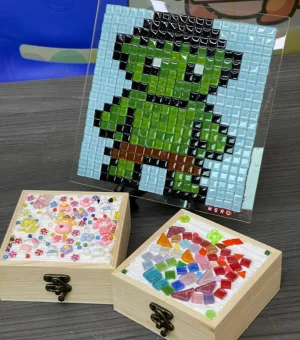 pixel-mosaic-art-gem-decorated-boxes