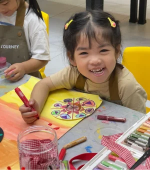 toddler-art-workshop-mandala-drawing